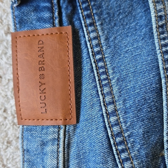 Lucky Brand 90’s Loose High Rise Straight Jeans - Picture 11 of 13